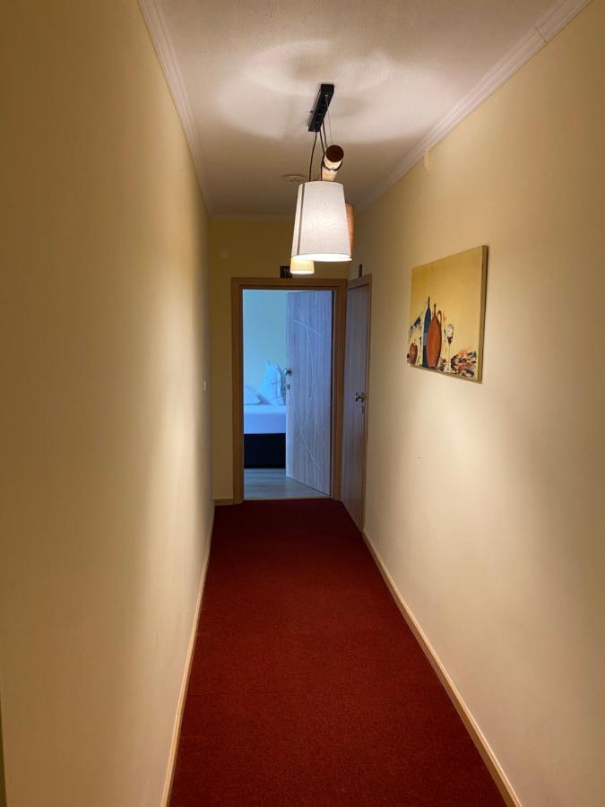 Apartments Am Bahnhof 지겐 외부 사진