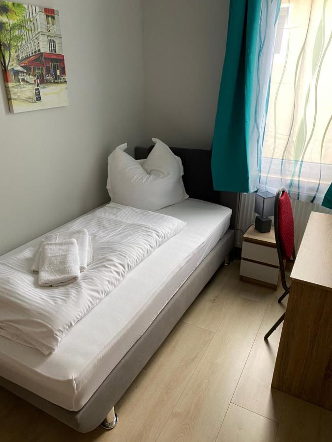 Apartments Am Bahnhof 지겐 외부 사진