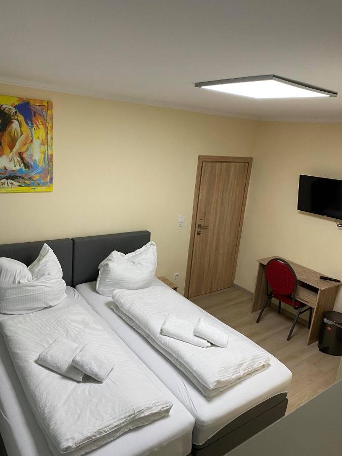 Apartments Am Bahnhof 지겐 외부 사진